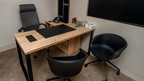 Modern Wooden Office Desk with Leather Visitor Chairs - Set of 3