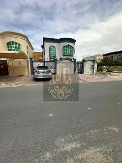 Luxury corner villa for rent in the prestigious Al Rawda 3 area of ​​Ajman