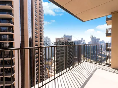 Upgraded + Family Room | Boulevard View