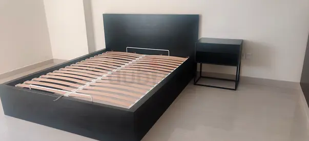 Ikea Hydraulic Queen size bed with mettres available in perfect condition