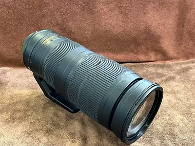 Nikon AF-S 200-500mm f/5.6E ED VR Telephoto Zoom Lens (Excellent Condition)