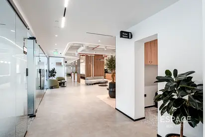 Luxurious |Turn-Key| Serviced Office
