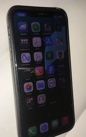 I phone 11 pro max. Good condition for sale