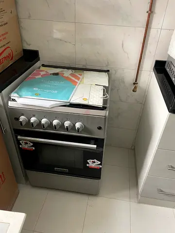 Used Frigidaire Freestanding Gas Cooker with Oven - Good Working Condition