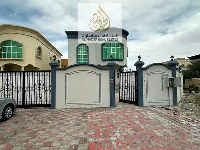 للإيجار السنوي في إمارة عجمان منطقة الروضة 3 فيلا سكنية مميزة زاوية (كورنر) بموقع استراتيجي داخل منطقة هادئة وراقية قريبة من جميع الخدمات الأساسية وال