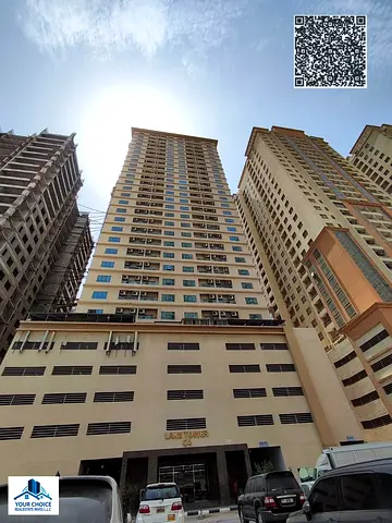 شقة للإيجار بغرفة نوم واحدة بسعر 26 ألف درهم متوفرة في برج ليك تاور C4 بمدينة الإمارات