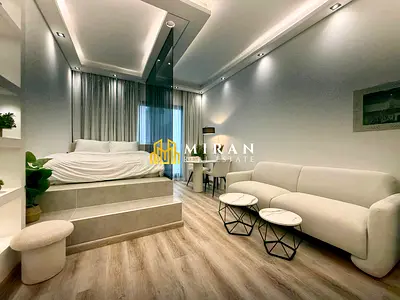 Beautifully Designed Studio - Fully Furnished