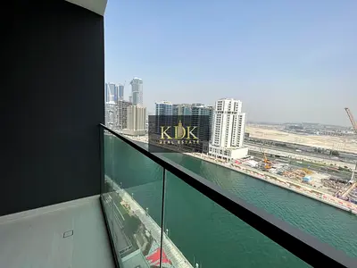 Canal View | Fitted Kitchen | Higher Floor