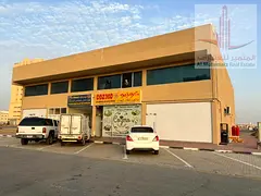 Shop for rent, large area, excellent location, for 30,000 annually