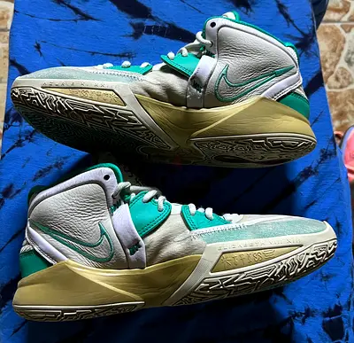 Signed green and beige sneakers (pair) — casual athletic shoes, signed tongue