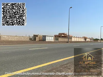 امتلك ثاني ارض من الشارع سكنيه بالمنامه 11في اميز الاحواض موقع الارض ممتاز والافضل من حيث المساحه والسعر