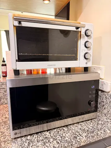 Professional Quality Microwave and Oven