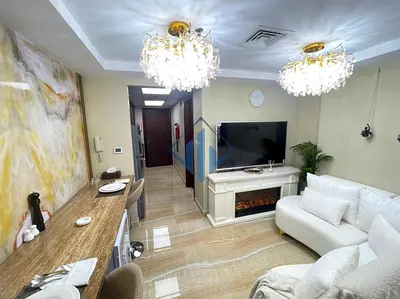 Stylish 1 BHK Upgraded Furnished Awosome Golf View