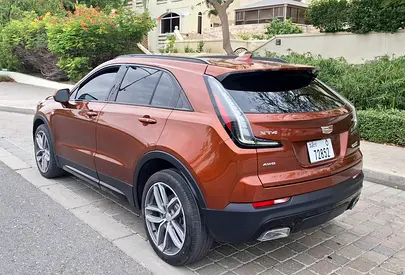 2019 Cadillac XT4 — фото 4