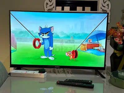 32-inch LED TV in Good Working Condition