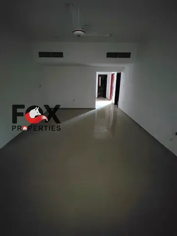 غرفة وصالة للإيجار السنوي في الراشدية 2 أبراج الهورايزون مع بلكونة و2 حمام وخزائن بالحائط موقع مميز قريب من جميع الخدمات والطرق الرئيسية بسعر 36,000 د