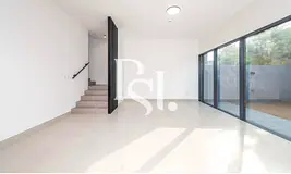 Corner Unit | Mortgage-friendly | Freehold