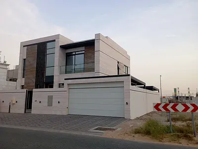 فيلا مستقلة ثاني ساكن في حوشي الشارقة موقع مميز قريب دبي 4 غرف ماستر مجلس وصالة تصميم راقٍ وواجهات بانوراما 185000