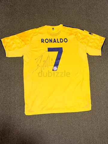 Rare opportunity christiano Ronaldo autograph al nassr club jersey