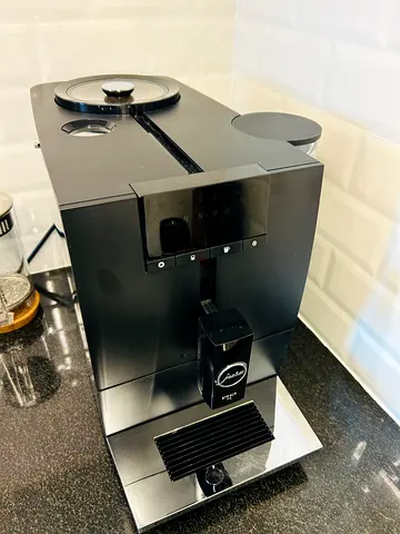Jura ENA 4 Fully Automatic Coffee Machine - Black