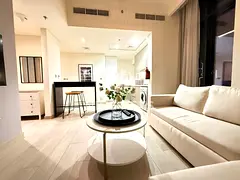 Ready to Move / Modern Furnished / Pool View