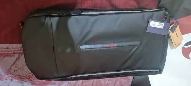 Brand-new Samsonite Duffle bag with 2 yr warranty and tags