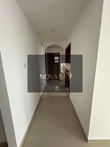 شقة غرفتين وصالة للايجار في الفجيرة اول ساكن داخل تاور جديد