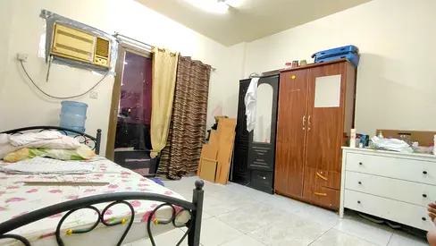 near rigga metro bed space available for kerala(india) executive bachelor