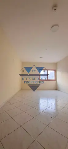 Peace full and family- building and area neat and clean apartment cantral AC cantral gas Studio available in Abushagara just 22k
