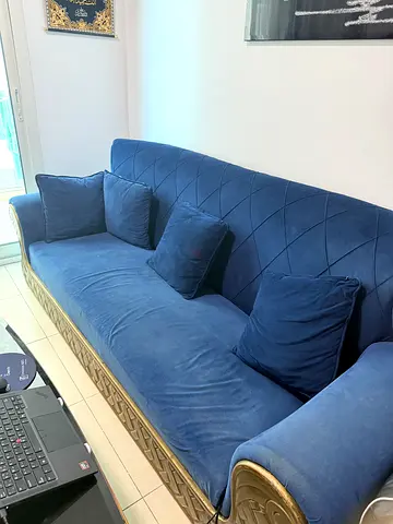 5 seater sofa for sale. 3 + 1 + 1