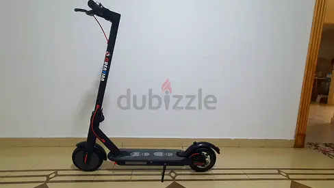 Electric Scooter - Excellent Condition, Ready to Ride