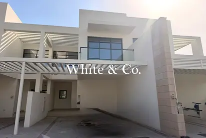 Brand New |Direct Park Access |Single Row