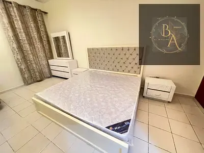 AMAZING FULLY FURNISHED STUDIO MONTHLY AVIALABLE MULTIPLE OPTIONS FOR RENT.