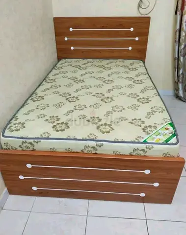 Single wooden bed frame with mattress - good condition
