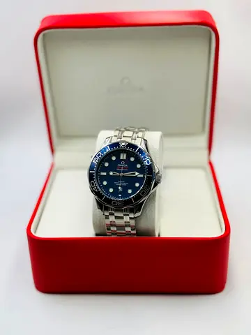 Omega seamster quartz