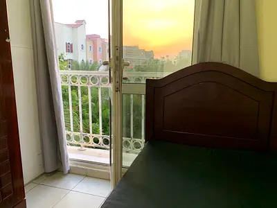 partition for male near garden metro station