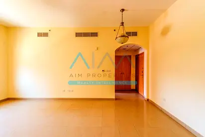 DSO NEAR SOUQ EXTRA FREE HOLD RESIDENTIAL APARTMENT FOR SALE