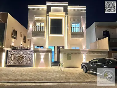 فيلا عائلية بمساحات كبيرة وسعر مناسب في الزاهية