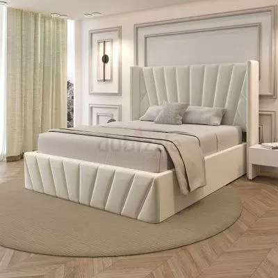 Modern Upholstered Queen Bed with Padded Headboard and Footboard