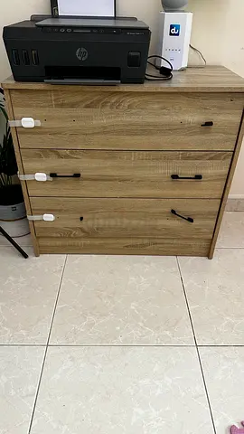 Chest table