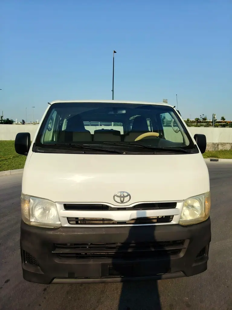 /ar/city-dubai/cate-car-used-car/toyota-hiace-2011-cargo-van-petrol-manual-rwd-45762686874683392/-13
