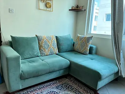 Light Green L-Shaped Velvet Sofa - Compact 3-Seater with Chaise