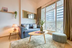 Fully Furnished| Walk to the Metro| Vacant Mid-May