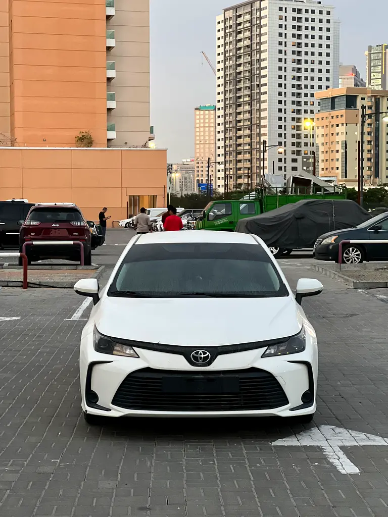 Toyota Corolla 2020 — photo 1 of 7
