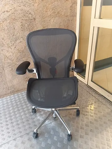 Selling For Herman Miller Remastered Aeron Chair Size C Fully Loaded Posture Fit