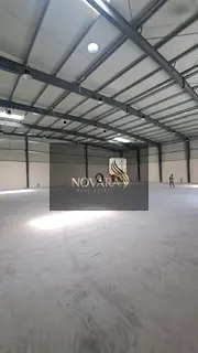 Industrial complex for annual rent in Al Sajaa, Sharjah, area 24,500 sq ft, warehouse 10,000 sq ft,