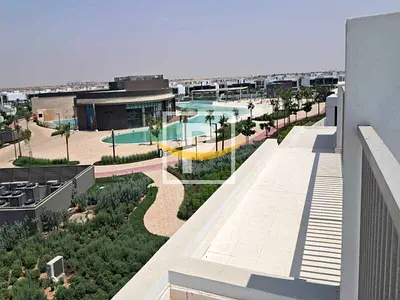 Close to Beach and Amenities|Landscaped Garden|Large Plot