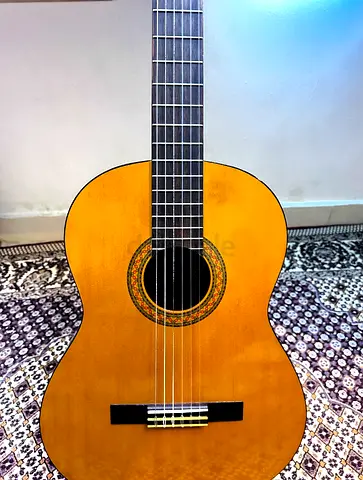 Yahama classical guitar