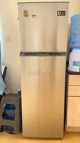 Midea Top Freezer Refrigerator - 300L, Silver, Good Condition