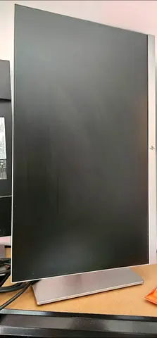 24 inch HP Monitor / Slim Bezel Display with Premium Silver Stand